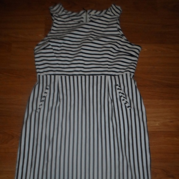 Old Navy Dresses & Skirts - Like New OLD NAVY Striped Dress XXL